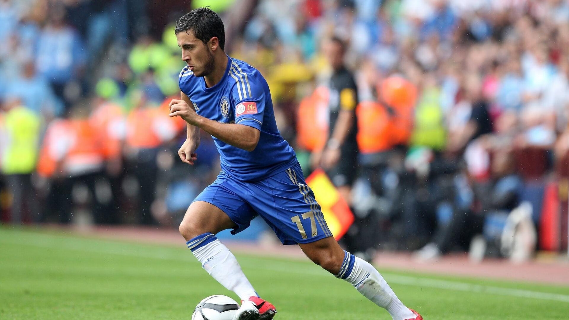 川崎前锋与横滨水手激烈对决,川崎前锋 横滨